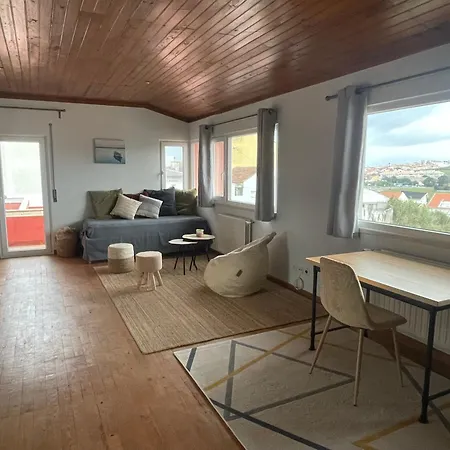 Sunny Minutes From The Ferienhaus