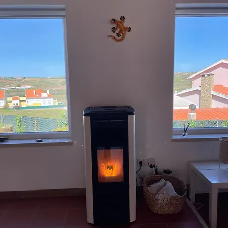 Holiday home Sunny Minutes From The Lourinha (Lisbon)