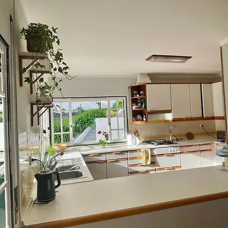 Sunny Minutes From The Ferienhaus